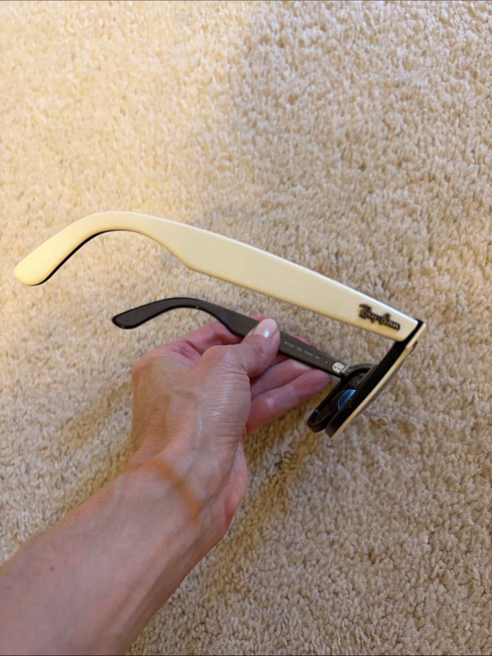 Ray-Ban White Frame Wayfarer Sunglasses - Picture 3 of 3